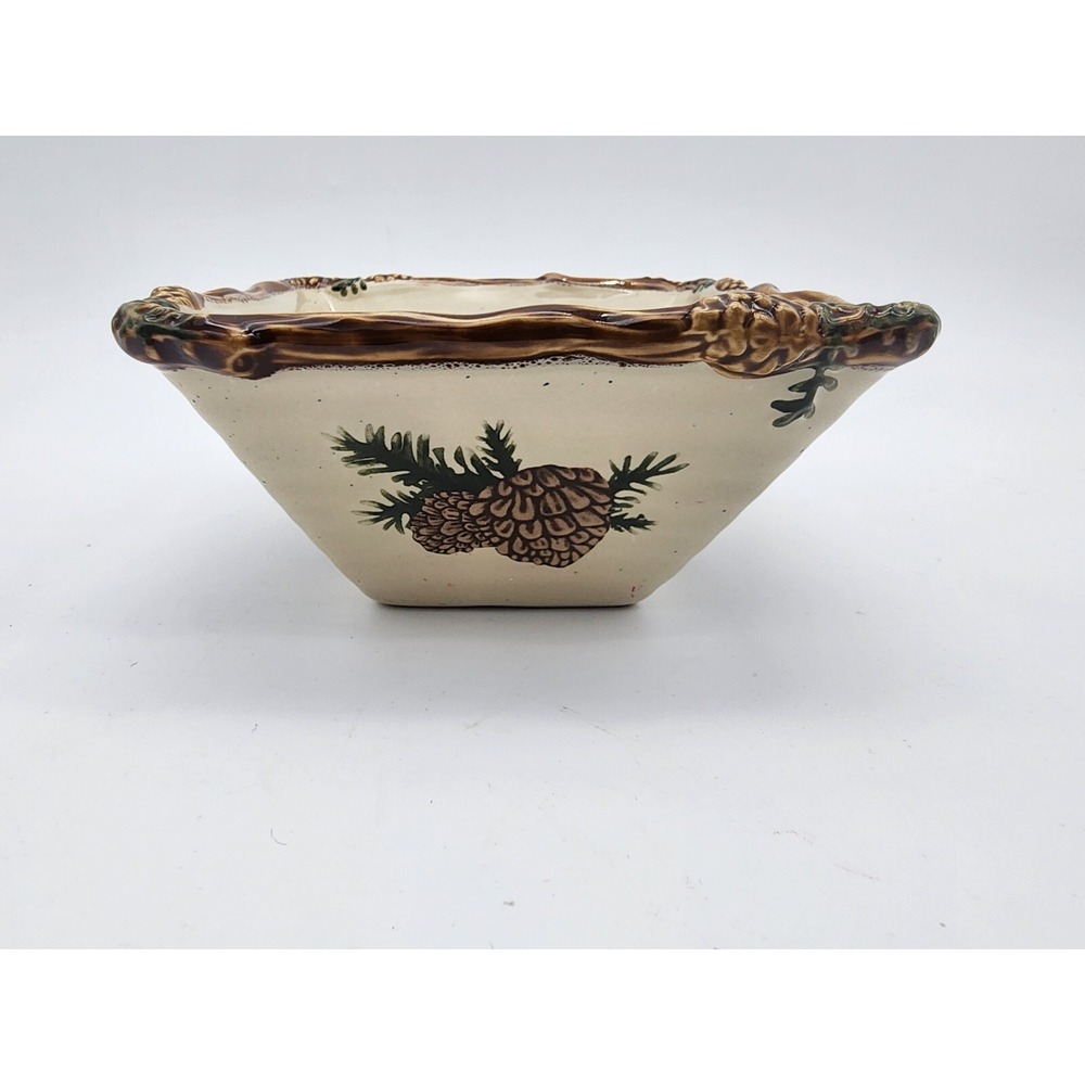 St Nicholas Square Snow Valley 4-5/8" Fruit Dessert Bowl Pine Cones Wreath